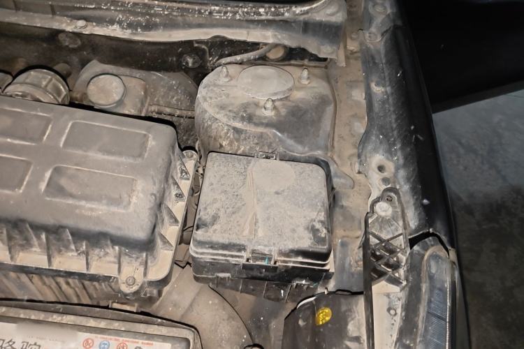 Used CHANGAN Eado 2016 1.6L Manual Fashion Edition Engine Bay Left