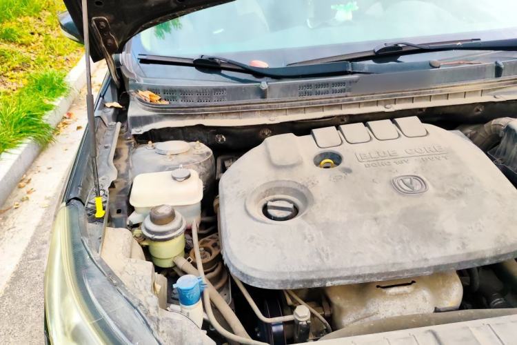 Used CHANGAN Eado 2016 1.6L Automatic Trend Model Engine Bay Right