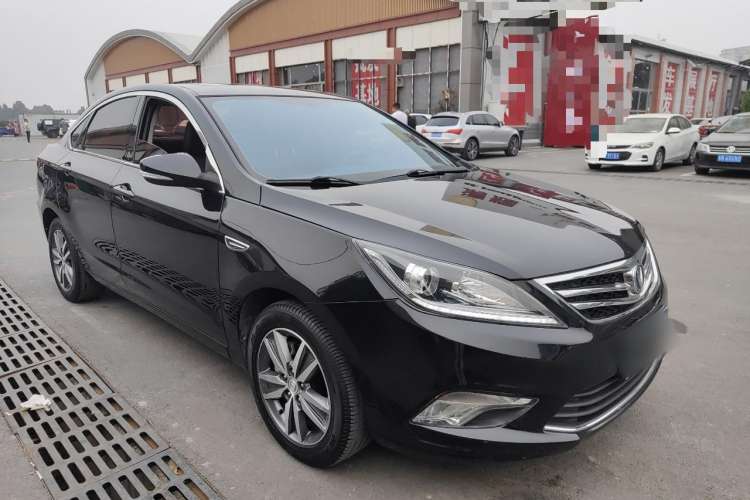 Used CHANGAN Eado 2016 1.6L Manual Fashion Edition Front Right 45 Deg