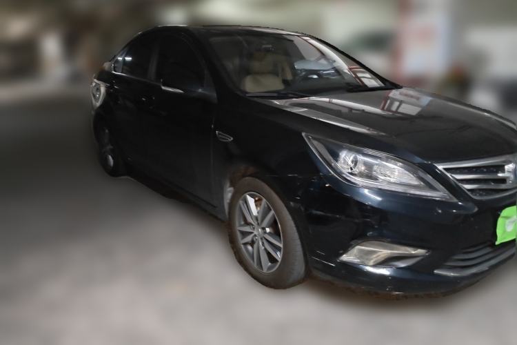 Used CHANGAN Eado 2016 1.6L Manual Fashion Edition Front Right 45 Deg