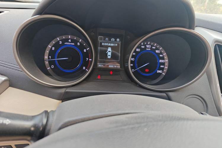 Used CHANGAN Eado 2016 1.6L Manual Fashion Edition Instrument Cluster