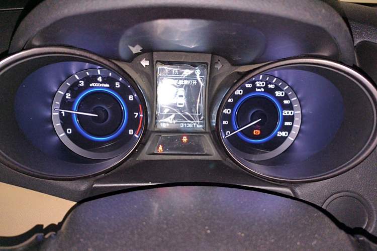 Used CHANGAN Eado 2016 1.6L Manual Fashion Edition Instrument Cluster