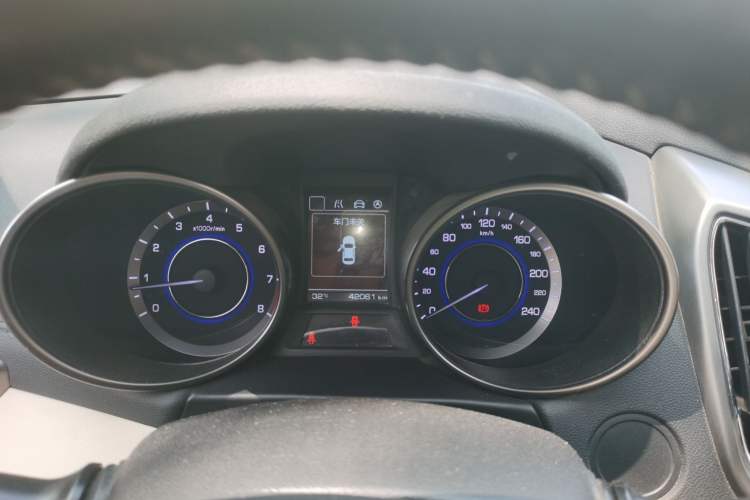 Used CHANGAN Eado 2016 1.6L Manual Fashion Edition Instrument Cluster