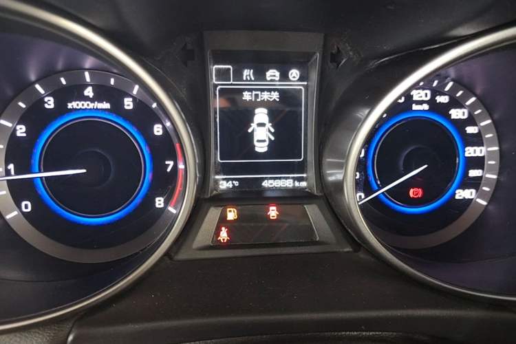 Used CHANGAN Eado 2016 1.6L Manual Fashion Edition Instrument Cluster