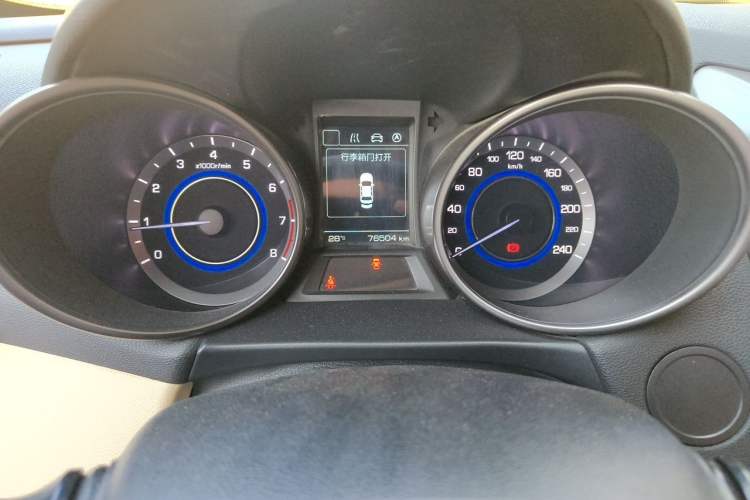 Used CHANGAN Eado 2016 1.6L Manual Fashion Edition Instrument Cluster