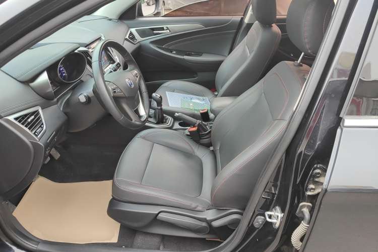 Used CHANGAN Eado 2016 1.6L Manual Fashion Edition Left Front Seat