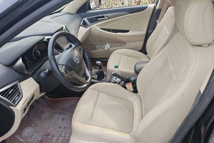 Used CHANGAN Eado 2016 1.6L Manual Fashion Edition Left Front Seat