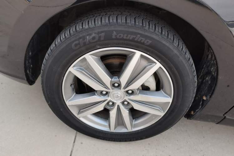 Used CHANGAN Eado 2016 1.6L Manual Fashion Edition Left Front Wheel Hub