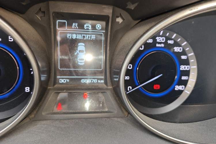 Used CHANGAN Eado 2016 1.6L Manual Fashion Edition Odometer Close Up