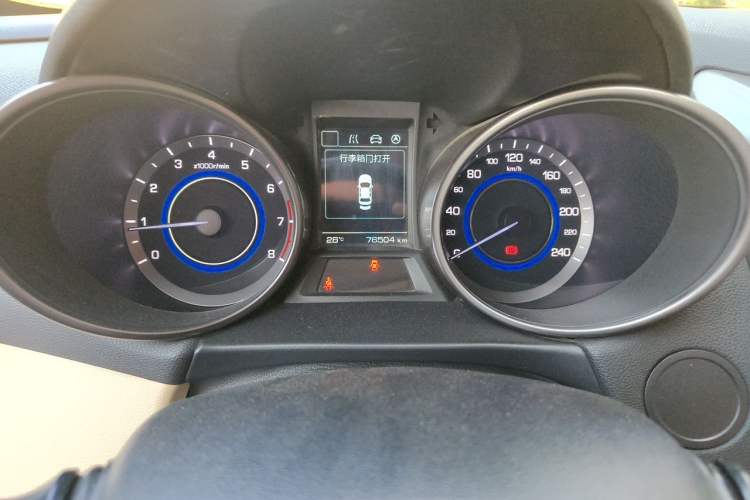 Used CHANGAN Eado 2016 1.6L Manual Fashion Edition Odometer Close Up