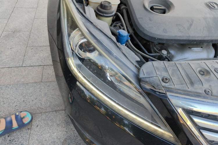 Used CHANGAN Eado 2016 1.6L Manual Fashion Edition Right Front Headlight