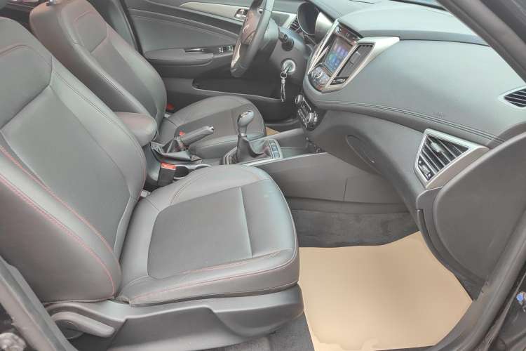 Used CHANGAN Eado 2016 1.6L Manual Fashion Edition Right Front Seat