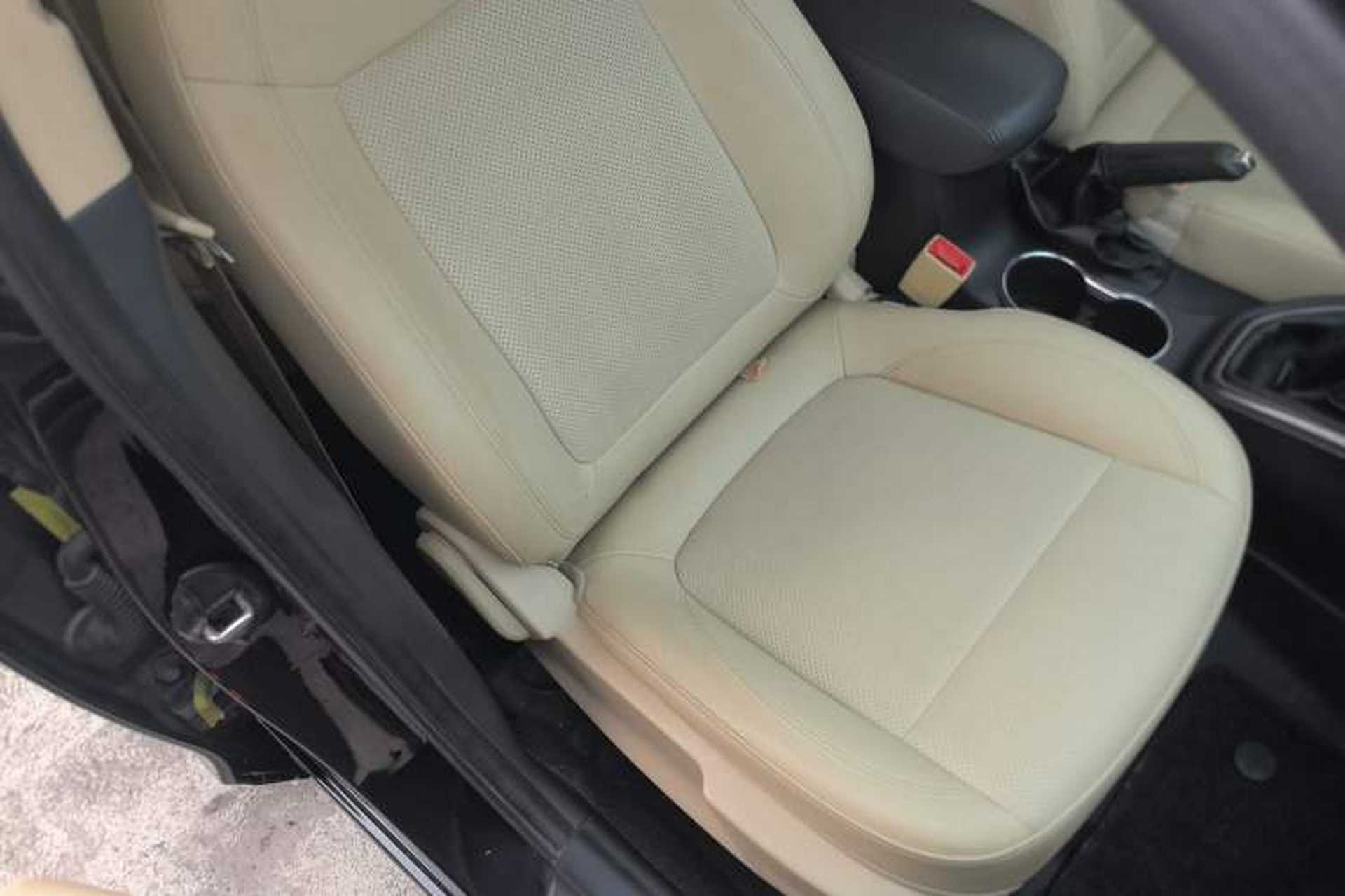 Used CHANGAN Eado 2016 1.6L Manual Fashion Edition Right Front Seat