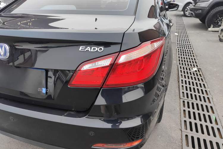 Used CHANGAN Eado 2016 1.6L Manual Fashion Edition Right Rear Taillight