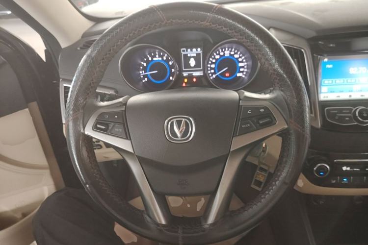 Used CHANGAN Eado 2016 1.6L Manual Fashion Edition Steering Wheel