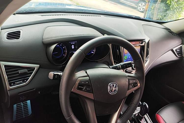 Used CHANGAN Eado 2016 1.6L Automatic Junku Model Center Console