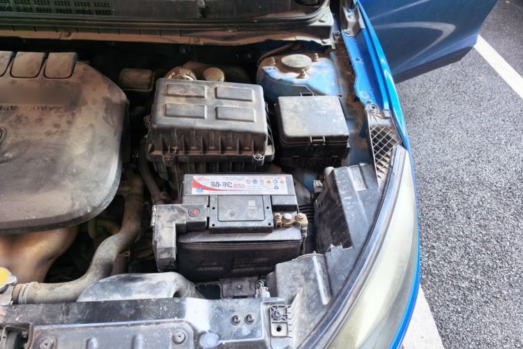 Used CHANGAN Eado 2016 1.6L Manual Junku Model Engine Bay Left