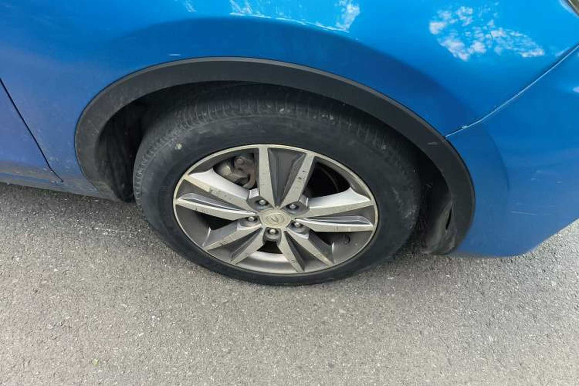 Used CHANGAN Eado 2016 1.6L Automatic Junku Model Exterior 7