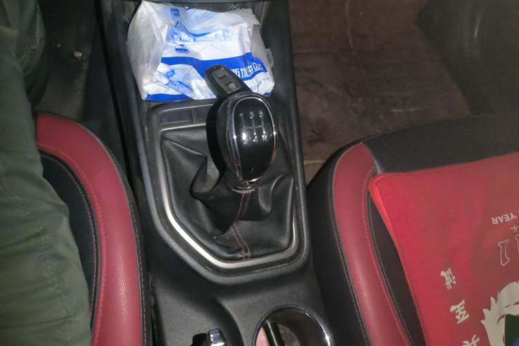 Used CHANGAN Eado 2016 1.6L Manual Junku Model Gear Lever