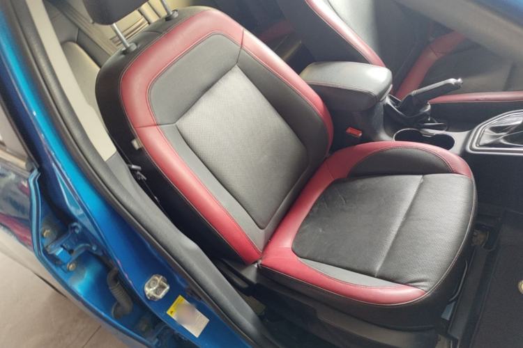 Used CHANGAN Eado 2016 1.6L Automatic Junku Model Right Front Seat