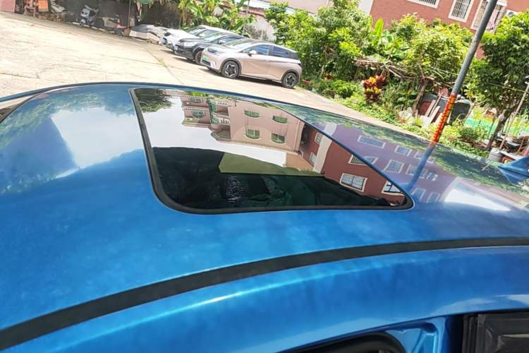 Used CHANGAN Eado 2016 1.6L Automatic Junku Model Roof