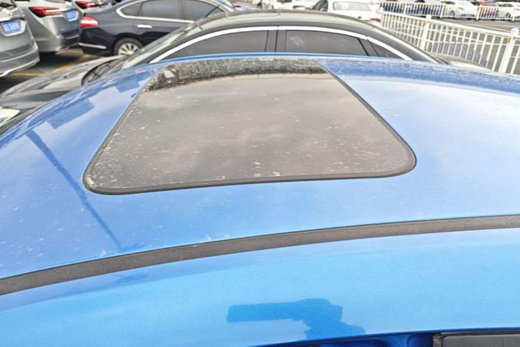 Used CHANGAN Eado 2016 1.6L Automatic Junku Model Roof