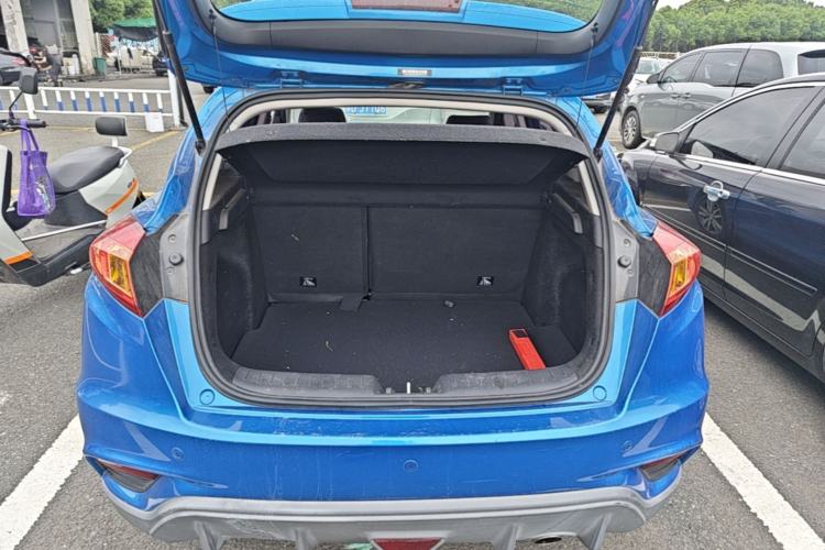 Used CHANGAN Eado 2016 1.6L Automatic Junku Model Trunk