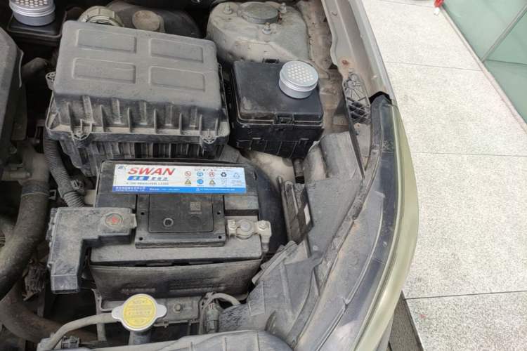 Used CHANGAN Eado 2016 1.6L Manual Fashion Edition Engine Bay Left