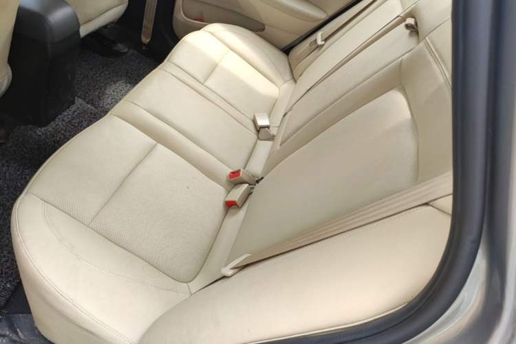Used CHANGAN Eado 2016 1.6L Manual Fashion Edition Left Rear Seat