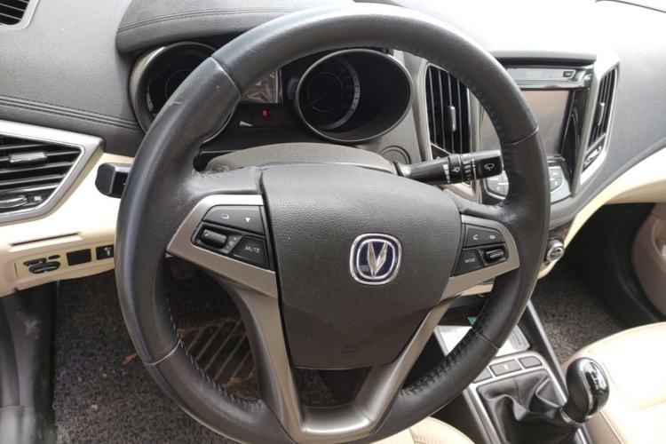 Used CHANGAN Eado 2016 1.6L Manual Fashion Edition Steering Wheel