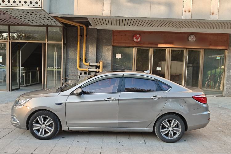 Used CHANGAN Eado 2016 1.6L Automatic Trend Model Exterior 7