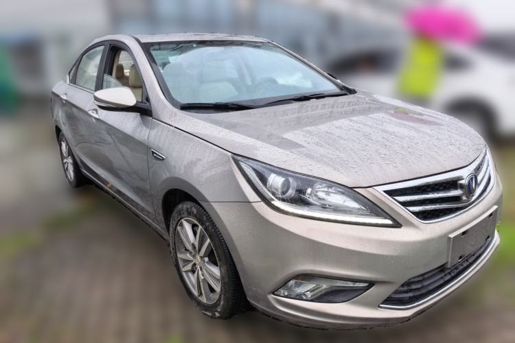 Used CHANGAN Eado 2016 1.6L Manual Fashion Edition Front Right 45 Deg