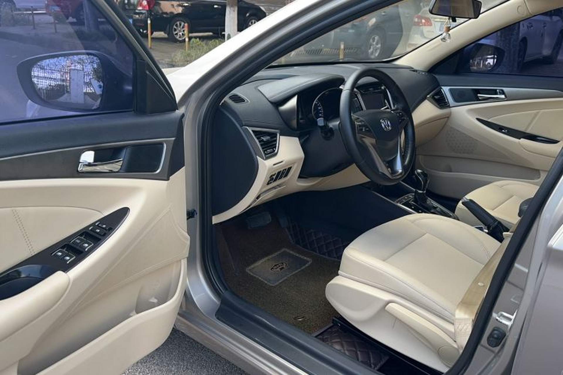 Used CHANGAN Eado 2016 1.6L Automatic Trend Model Interior 2
