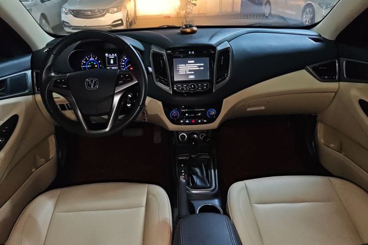 Used CHANGAN Eado 2016 1.6L Automatic Trend Model Interior 2