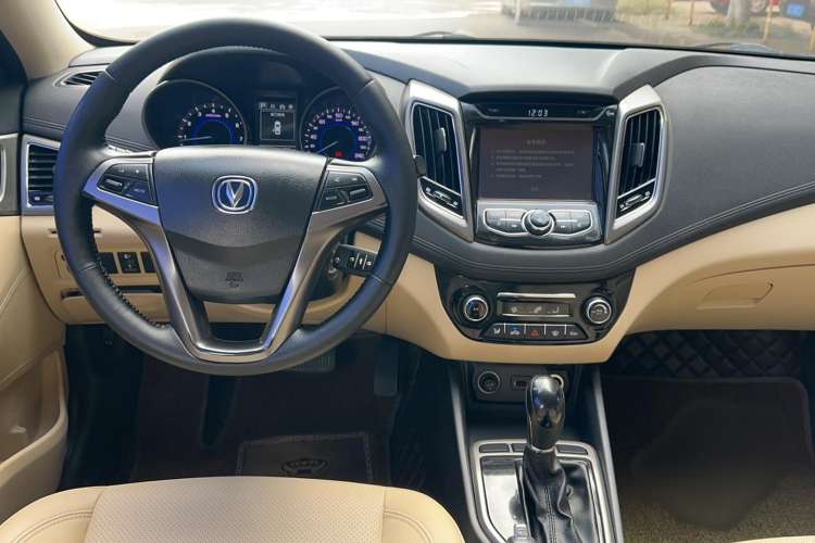 Used CHANGAN Eado 2016 1.6L Automatic Trend Model Interior 3