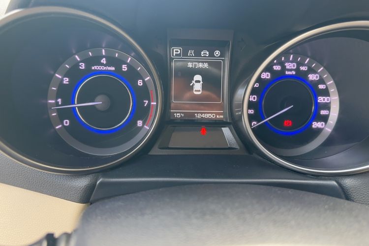 Used CHANGAN Eado 2016 1.6L Automatic Trend Model Odometer Close Up