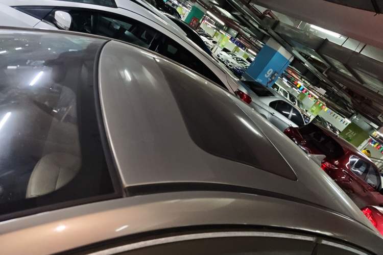 Used CHANGAN Eado 2016 1.6L Automatic Trend Model Roof