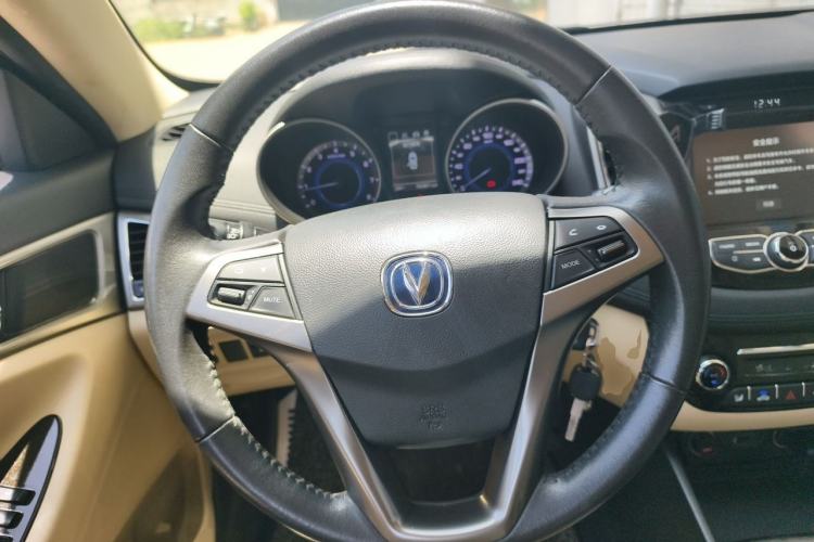 Used CHANGAN Eado 2016 1.6L Manual Fashion Edition Steering Wheel