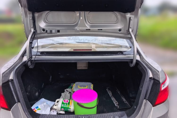 Used CHANGAN Eado 2016 1.6L Manual Fashion Edition Trunk