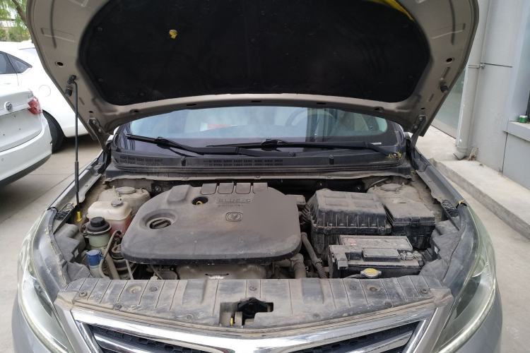 Used CHANGAN Eado 2016 1.6L Manual Fashion Edition Engine Bay
