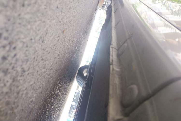 Used CHANGAN Eado 2016 1.6L Manual Fashion Edition Chassis Front Right