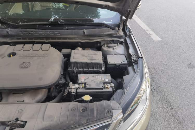 Used CHANGAN Eado 2016 1.6L Manual Fashion Edition Engine Bay Left