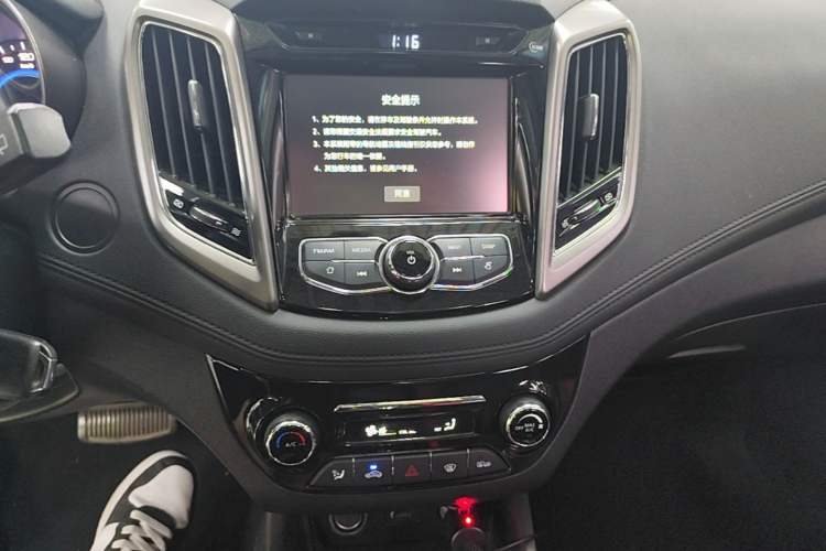 Used CHANGAN Eado 2016 1.6L Automatic Junku Model Audio And AC Panel