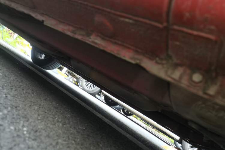Used CHANGAN Eado 2016 1.6L Automatic Junku Model Chassis Front Right