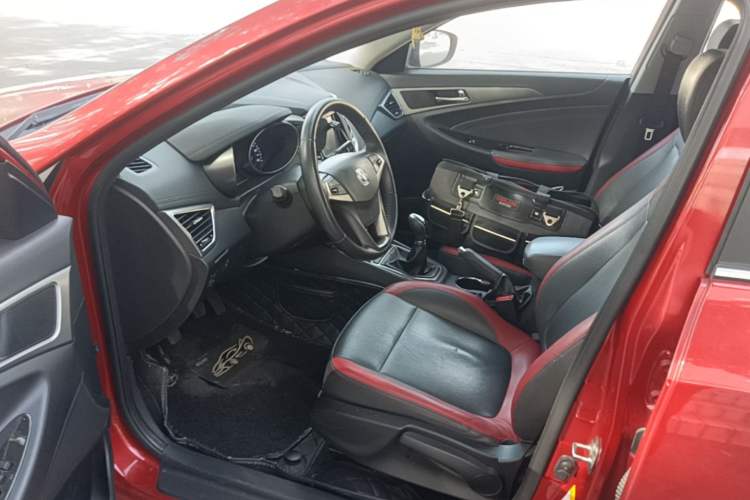 Used CHANGAN Eado 2016 1.6L Manual Junku Model Driver Seat