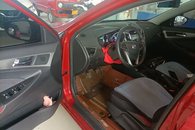 Used CHANGAN Eado 2016 1.6L Manual Junku Model Driver Seat