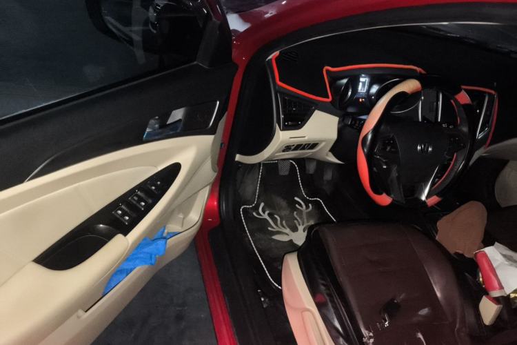 Used CHANGAN Eado 2016 1.6L Manual Fashion Edition Driver Seat