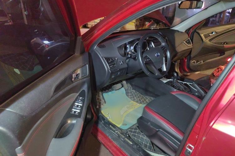 Used CHANGAN Eado 2016 1.6L Automatic Junku Model Driver Seat