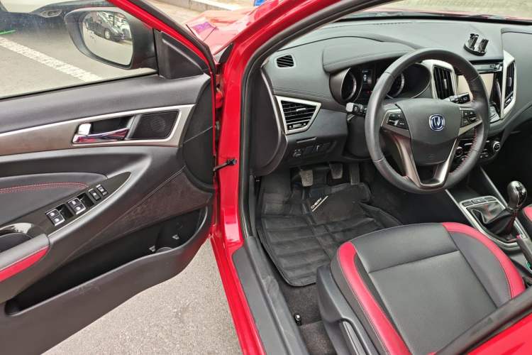 Used CHANGAN Eado 2016 1.6L Manual Junku Model Driver Seat