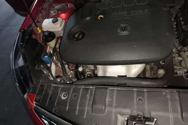 Used CHANGAN Eado 2016 1.6L Manual Fashion Edition Engine Bay Right